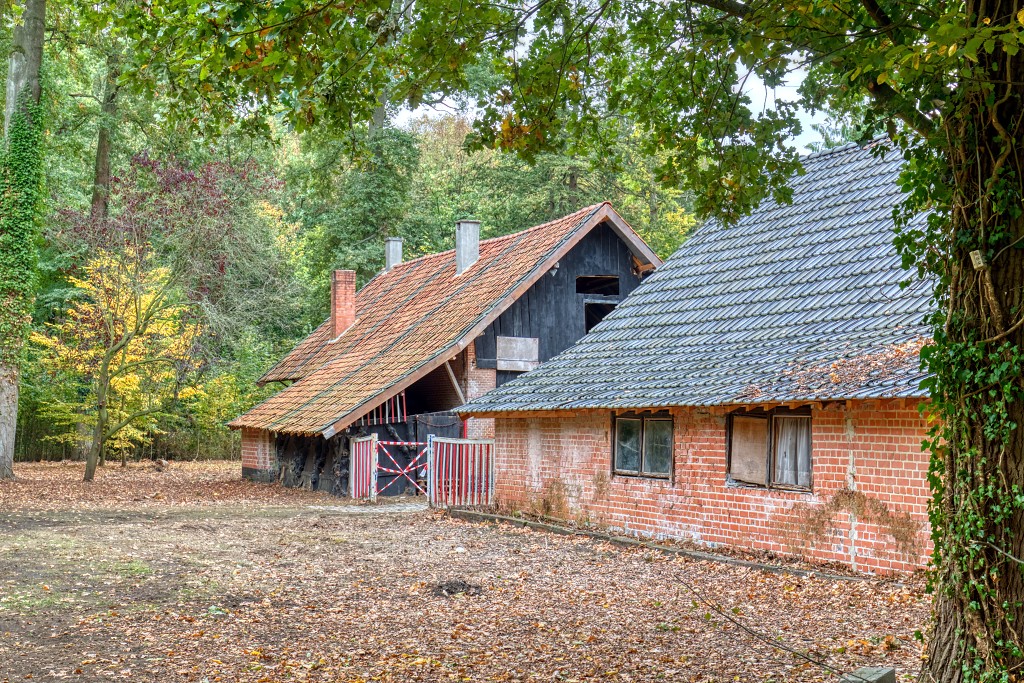 HDR green world greenworld belgie belgique belgium urbex decay verlaten boerderij lost place places kasteeldomein abandoned explorer